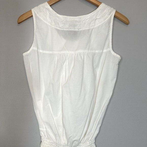 Kikit Womens White Sleeveless Blouse Size S Top Tie Bottom Lace Trim 100% Cotton - Picture 2 of 8